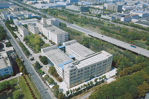 Keli Technology is a world-class enterprise in design and manufacture of cable assembly for mobiles, wearables, computer accessories and automotive. 

With perfect quality and environmental management system and more than years of factory operation experience, we have expanded our business and production to 2500 skilled employees in four factories, which located in Jiangsu, Guangdong, Hubei and Anhui, with a production capacity of more than 100 million pcs per year. Since 1986, our main management team has worked in the cable industry for 37 years. We always adhere to technology orientation as the core, integrate product R&D and application services, and gradually realize the leap from traditional manufacturing to intelligent manufacturing.